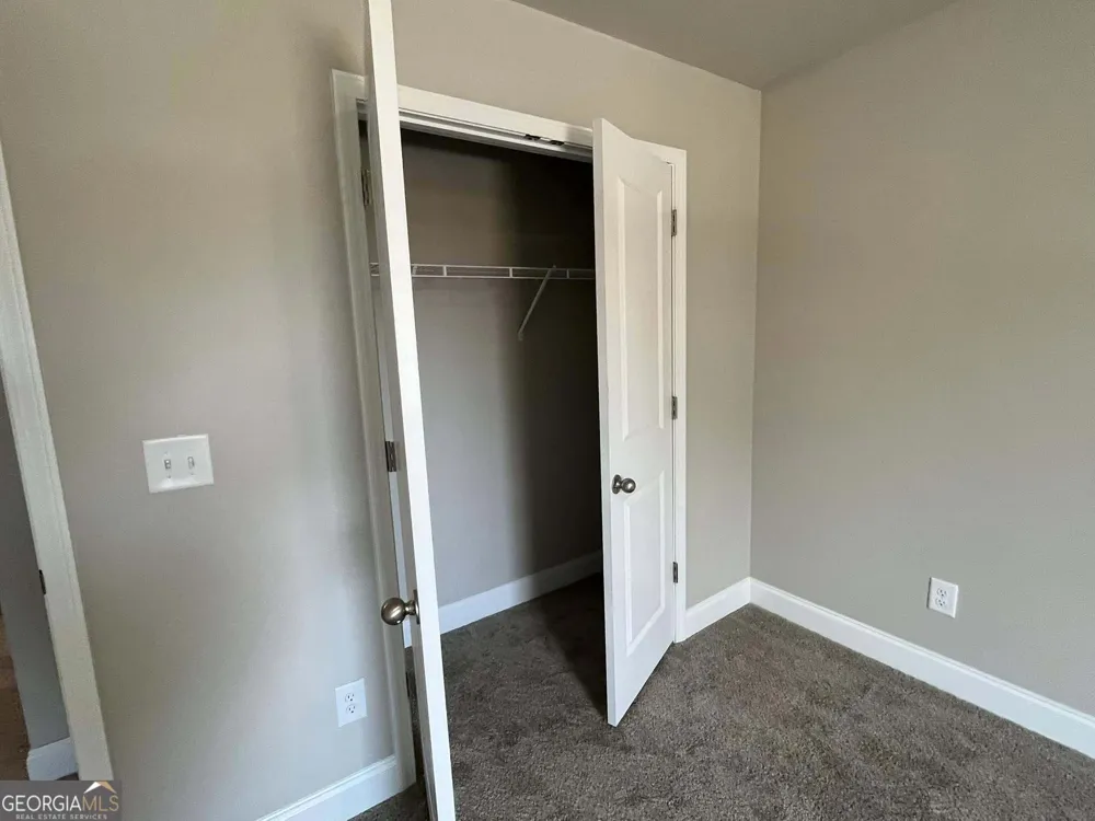 11 Creekside Commons DR Hoschton, GA 30548