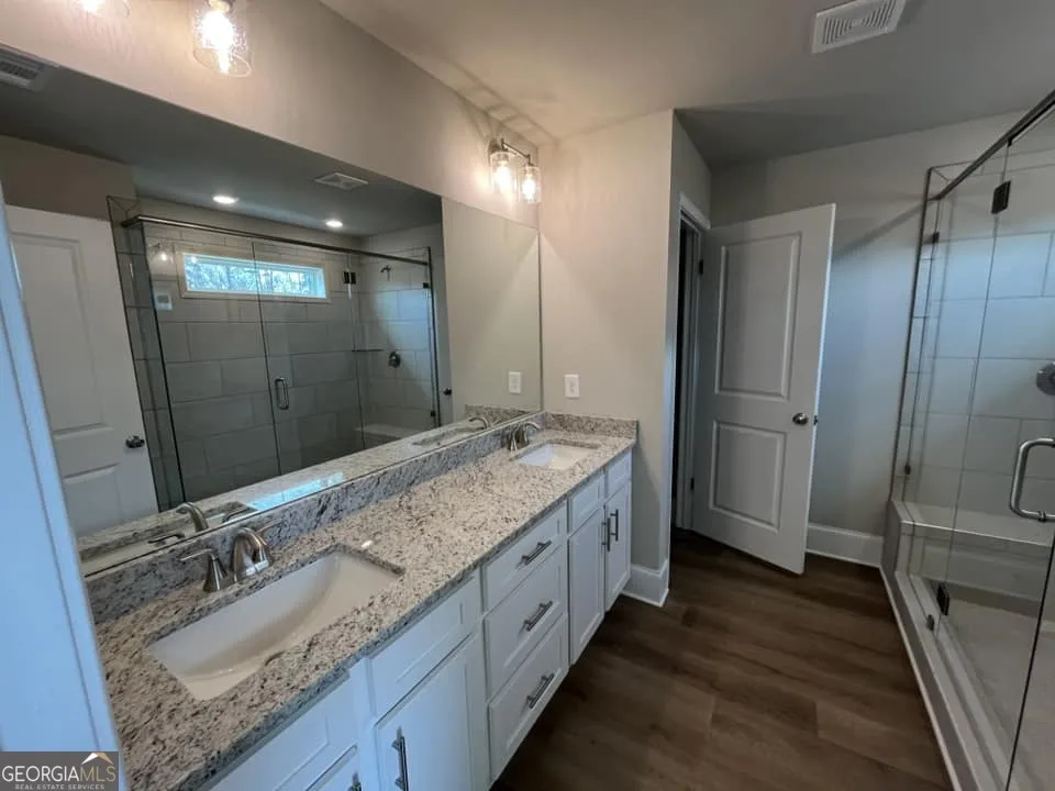 11 Creekside Commons DR Hoschton, GA 30548