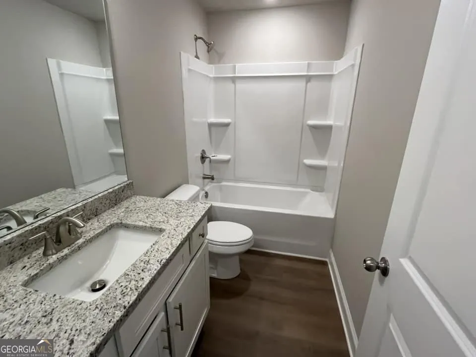 21 Creekside Commons DR Hoschton, GA 30548