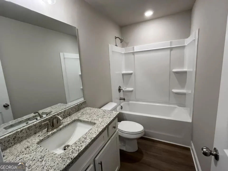 21 Creekside Commons DR Hoschton, GA 30548
