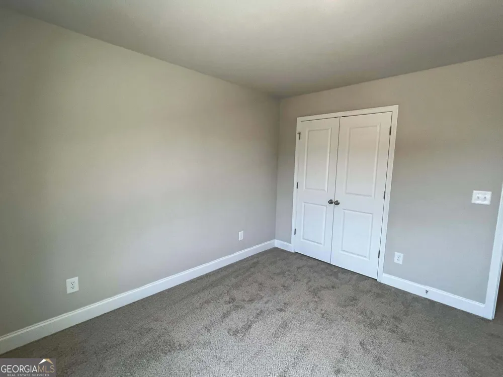 21 Creekside Commons DR Hoschton, GA 30548