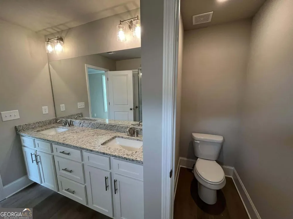 21 Creekside Commons DR Hoschton, GA 30548