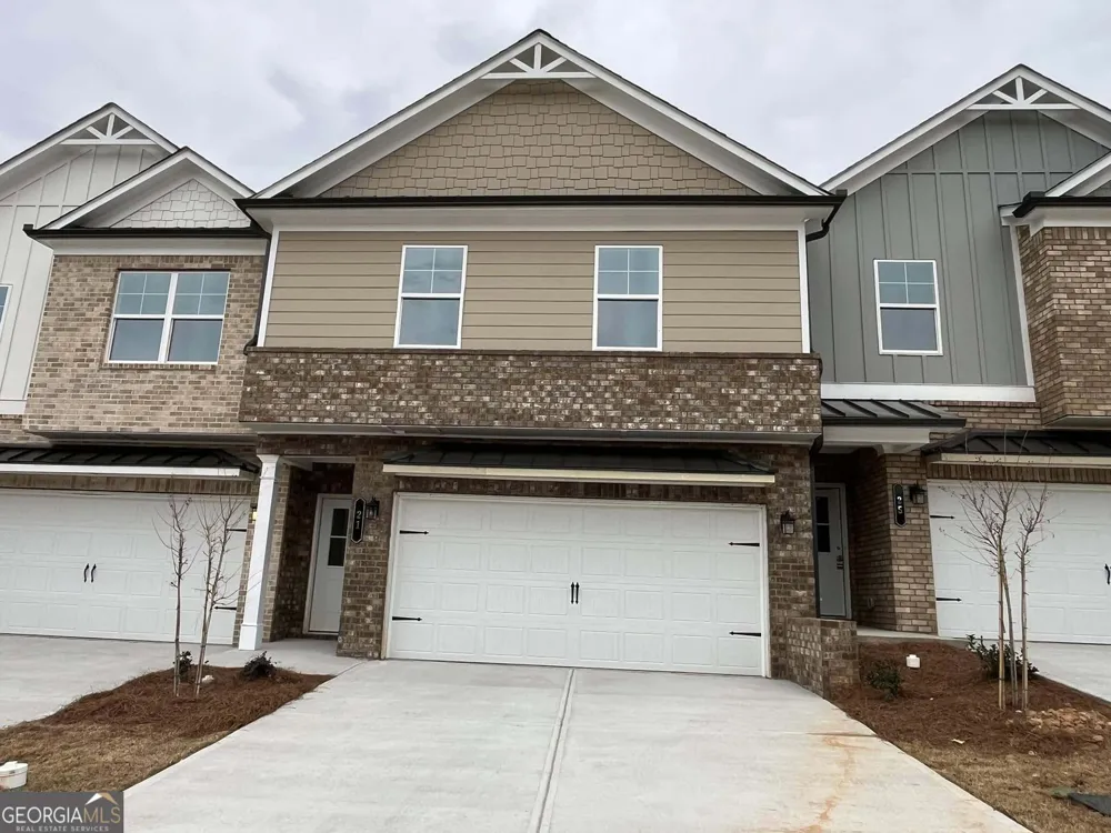 21 Creekside Commons DR Hoschton, GA 30548