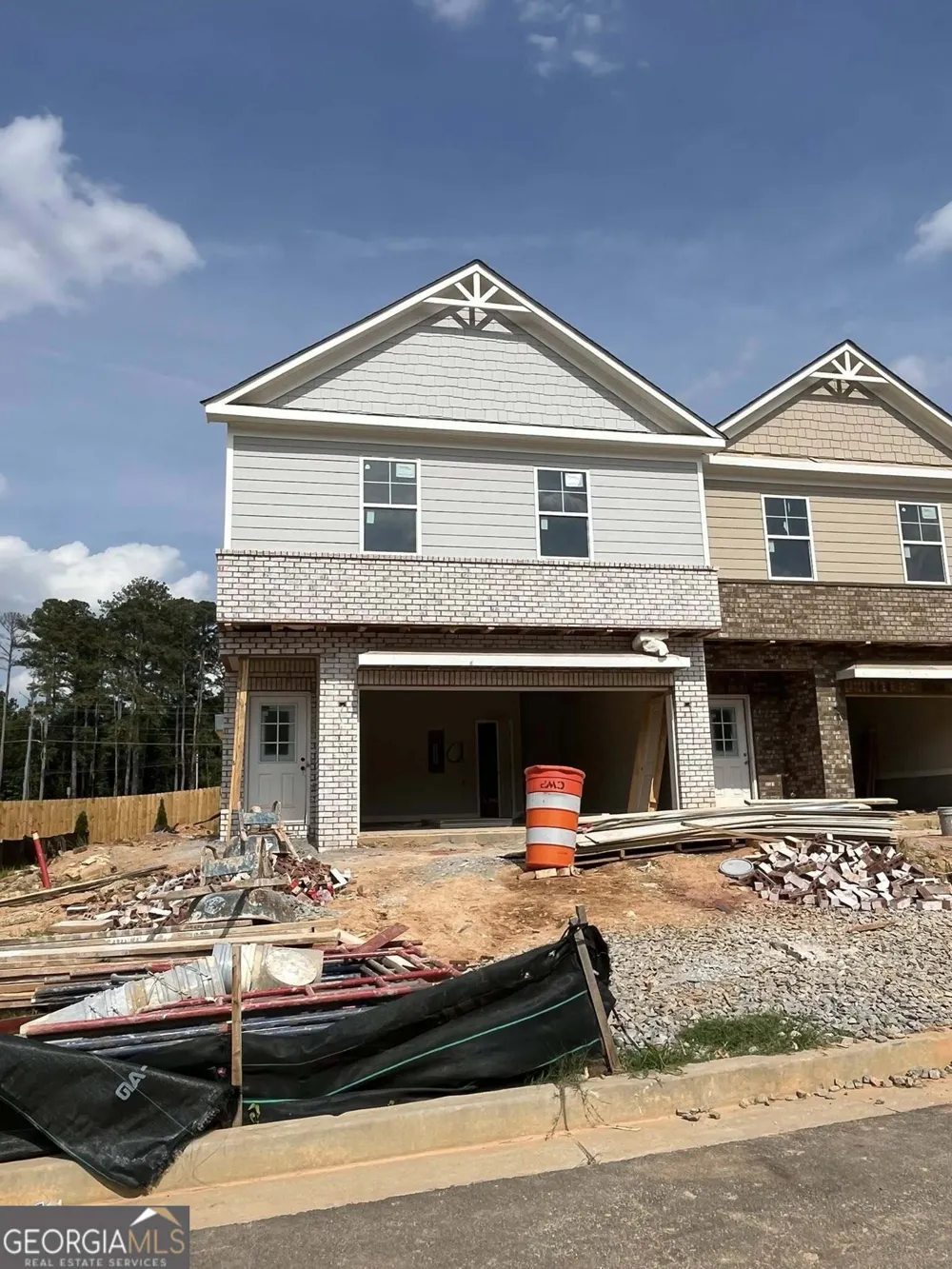 37 Creekside Commons DR Hoschton, GA 30548