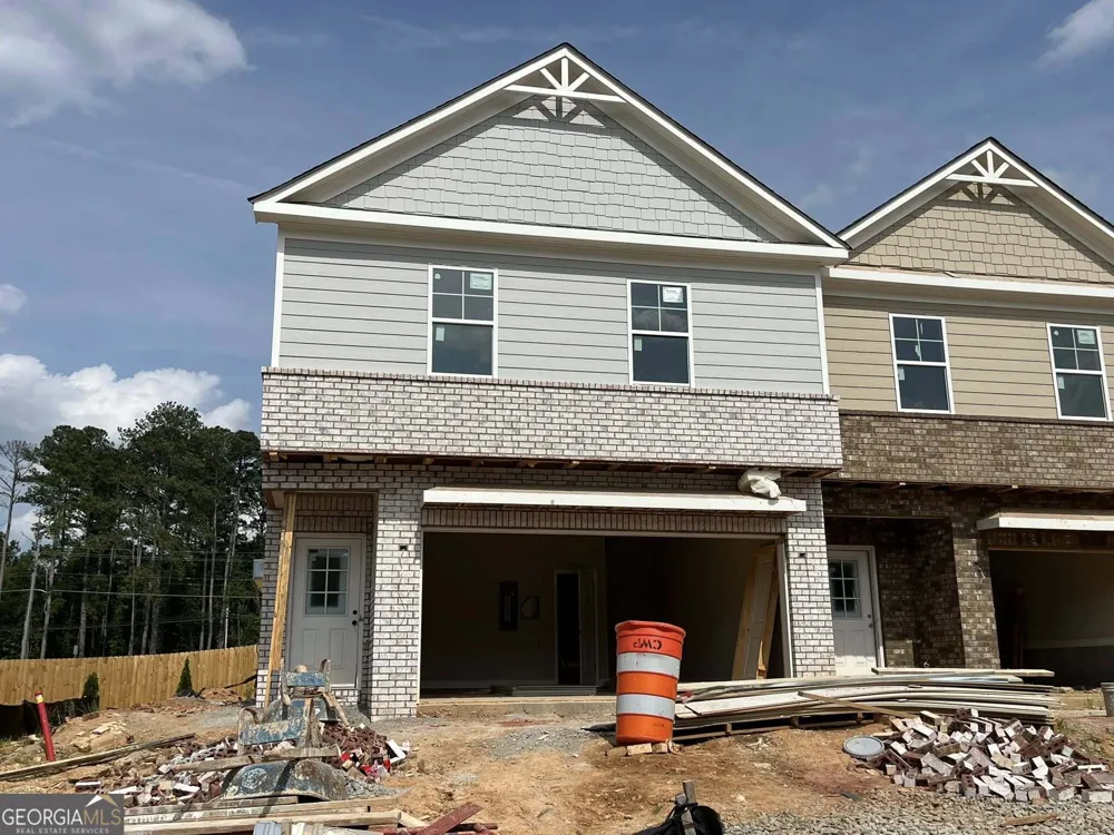 37 Creekside Commons DR Hoschton, GA 30548