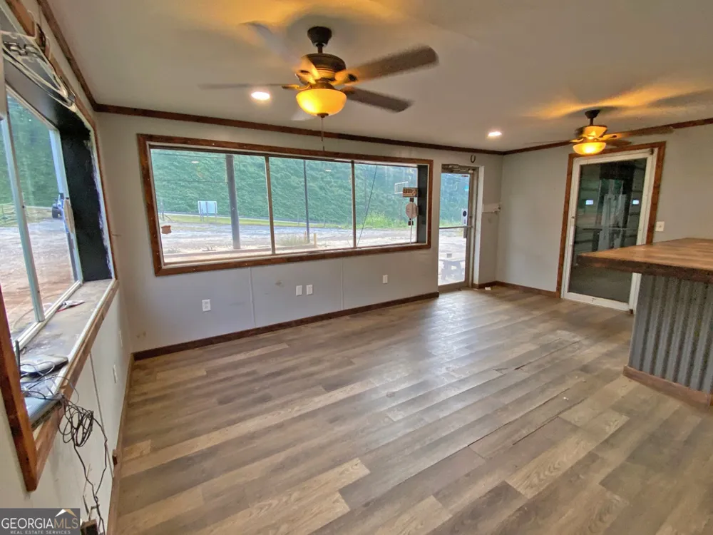 1640 S Chestatee ST Dahlonega, GA 30533