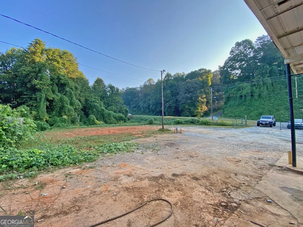 1640 S Chestatee ST Dahlonega, GA 30533