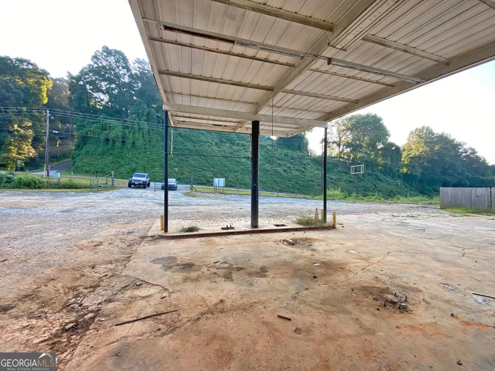 1640 S Chestatee ST Dahlonega, GA 30533