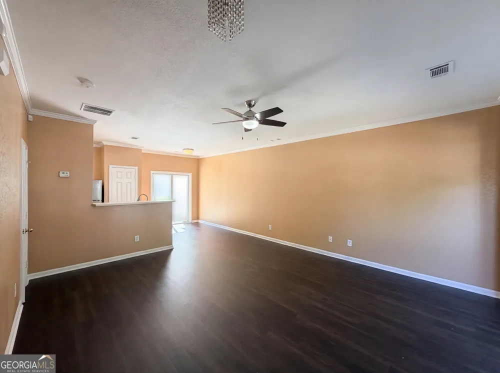 7045 Brookview CRK Riverdale, GA 30274