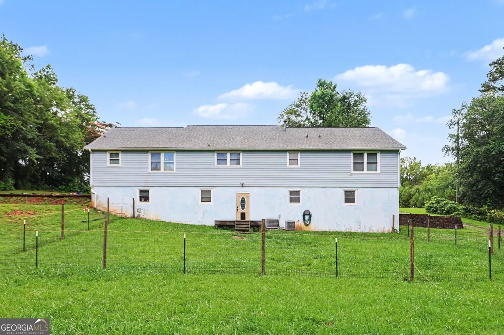 7388 Post RD Winston, GA 30187