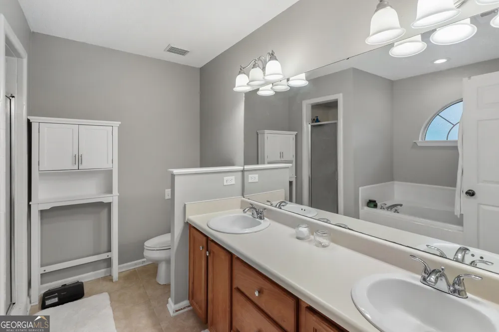 135 Hawthorne DR Guyton, GA 31312