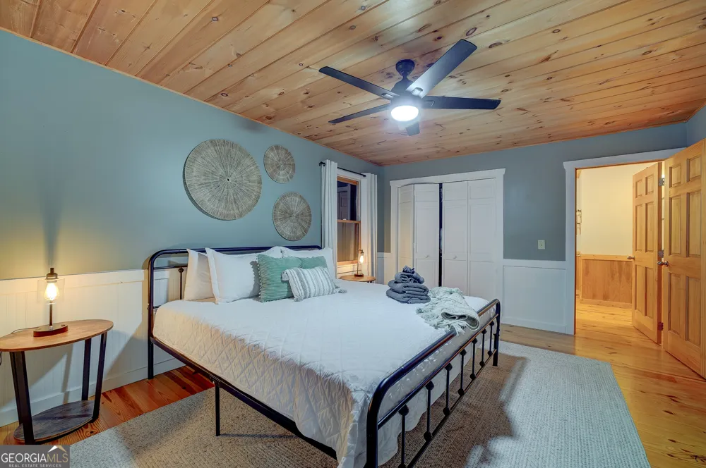 46 Pelican DR Ellijay, GA 30540