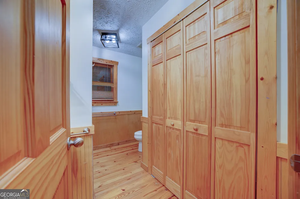 46 Pelican DR Ellijay, GA 30540