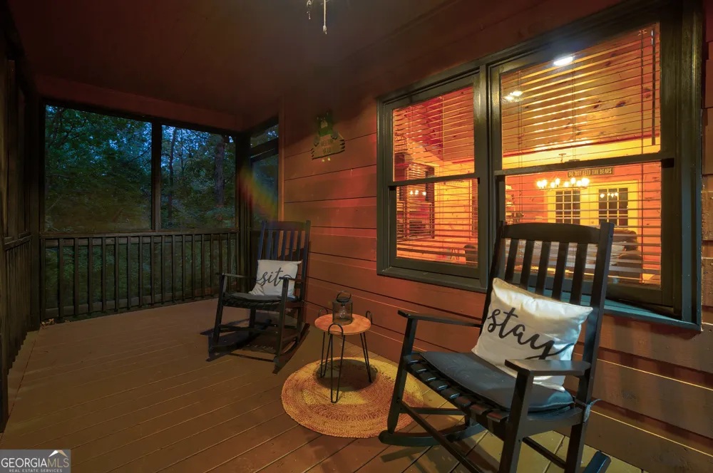 46 Pelican DR Ellijay, GA 30540