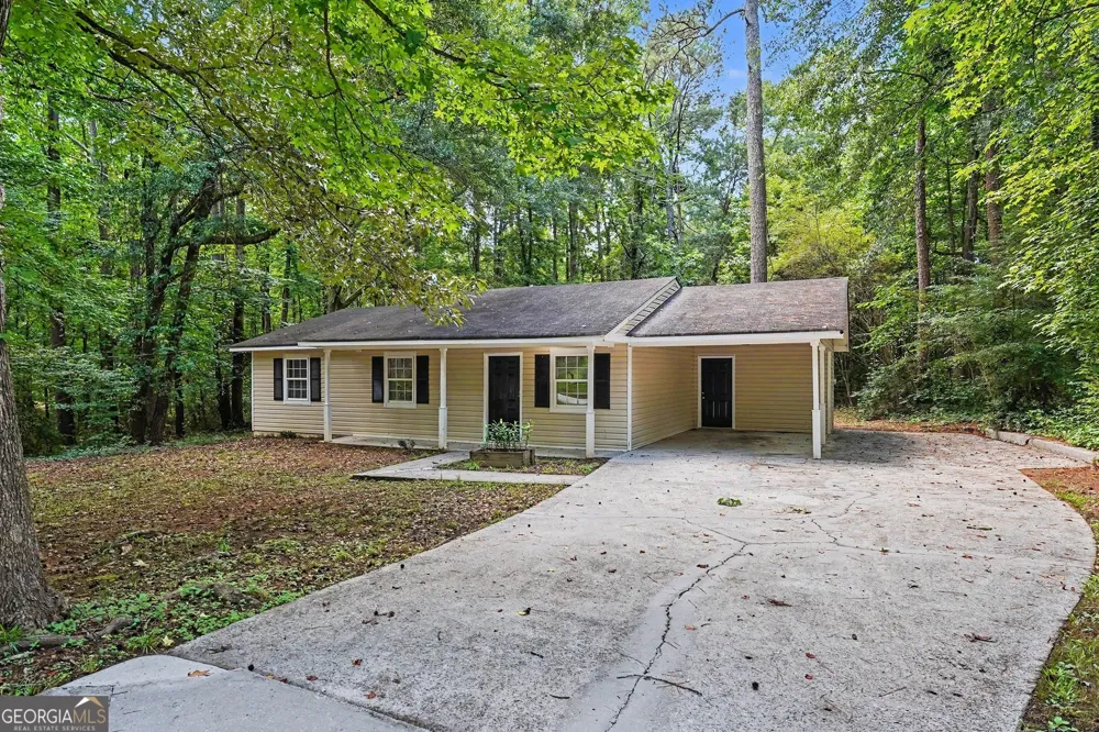 80 Hidden Pines DR Covington, GA 30016