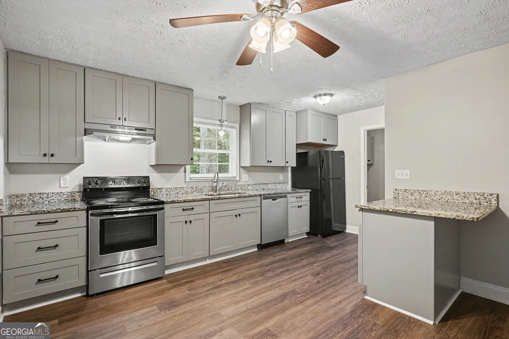 80 Hidden Pines DR Covington, GA 30016