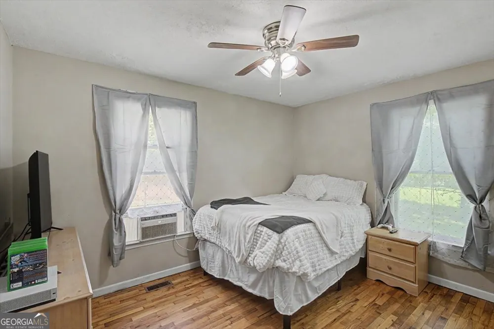 3 Hammond DR SW Plainville, GA 30733