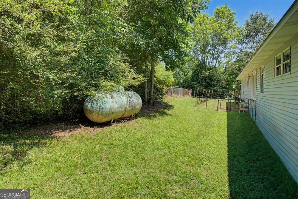 3 Hammond DR SW Plainville, GA 30733