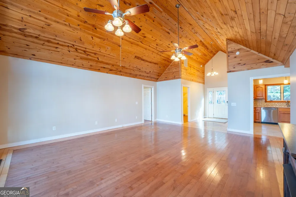 44 Juniper TRL Clayton, GA 30525