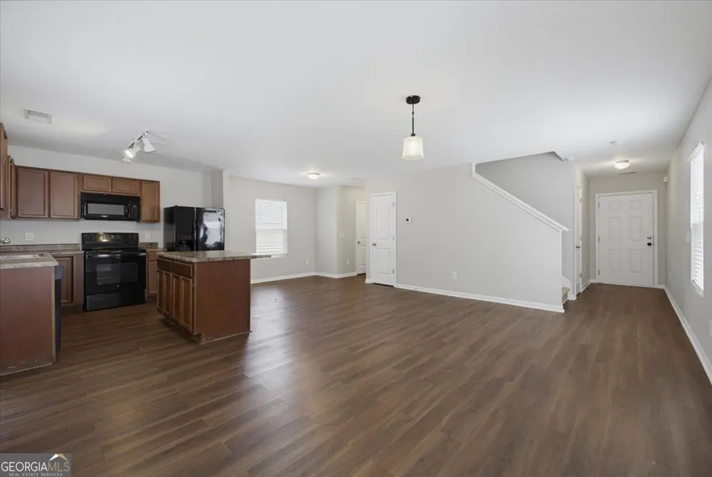 36 Lila WAY Cartersville, GA 30120