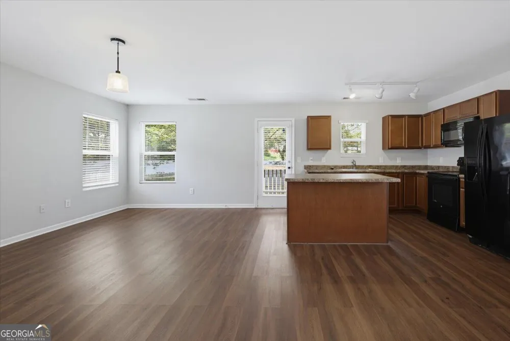 36 Lila WAY Cartersville, GA 30120