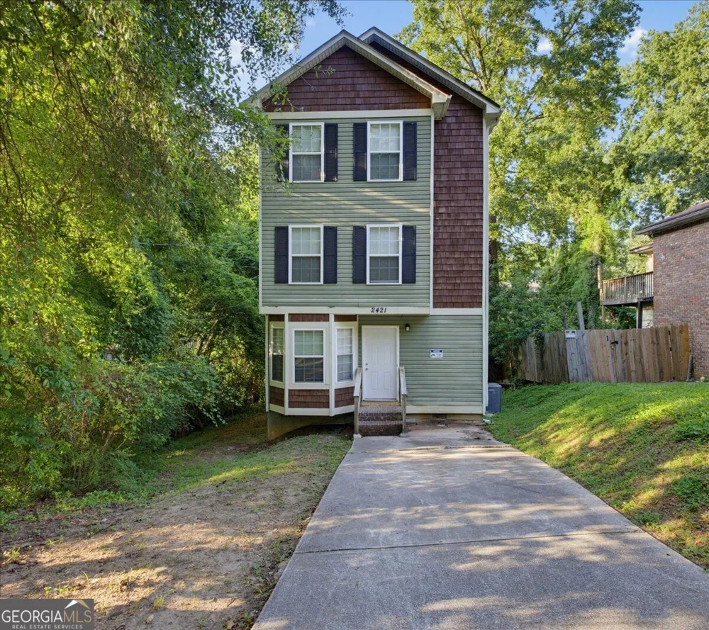 2421 2nd ST NW Atlanta, GA 30318