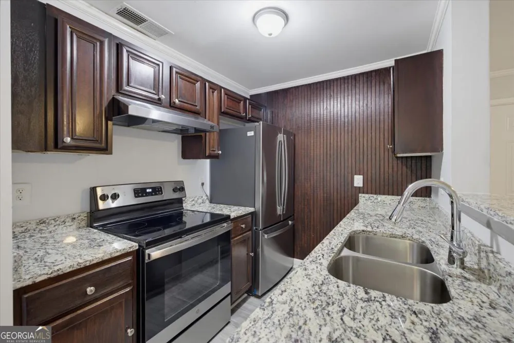 2421 2nd ST NW Atlanta, GA 30318
