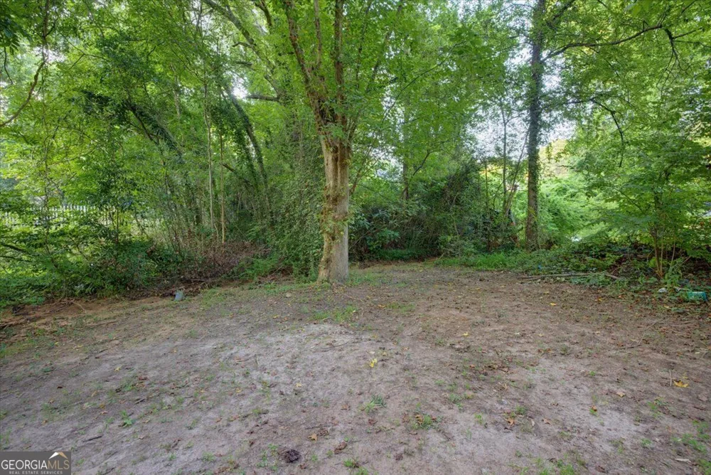2421 2nd ST NW Atlanta, GA 30318