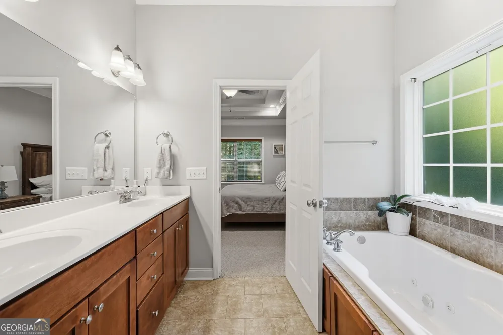 342 Stonington DR Mount Airy, GA 30563