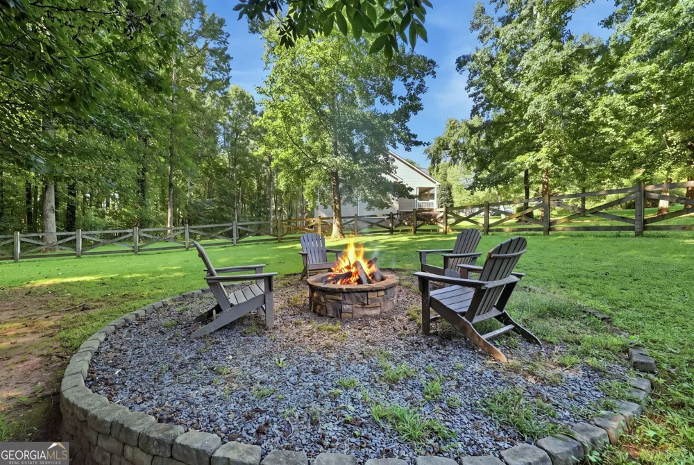 342 Stonington DR Mount Airy, GA 30563