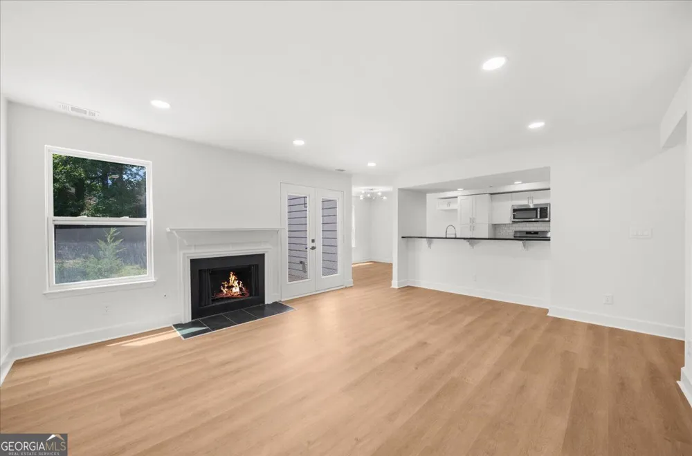 1172 Red Oak CV Tucker, GA 30084