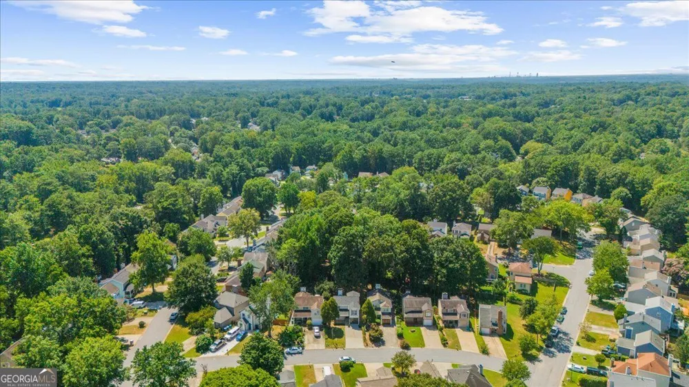 1172 Red Oak CV Tucker, GA 30084