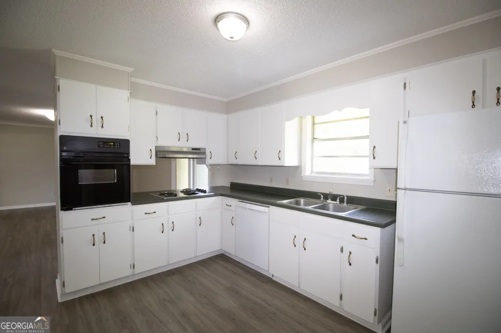 217 Allenwood DR Statesboro, GA 30458