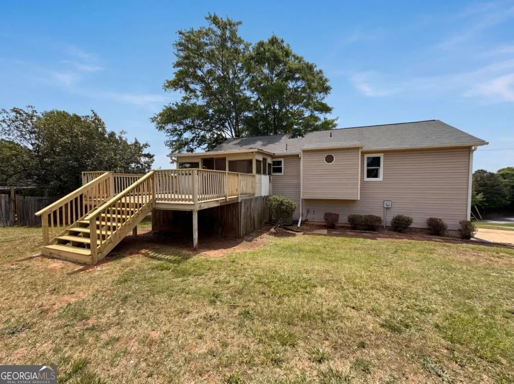 241 Daniel RD Villa Rica, GA 30180