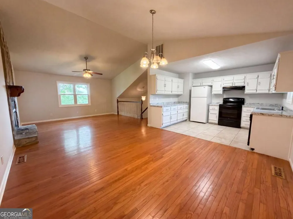 241 Daniel RD Villa Rica, GA 30180