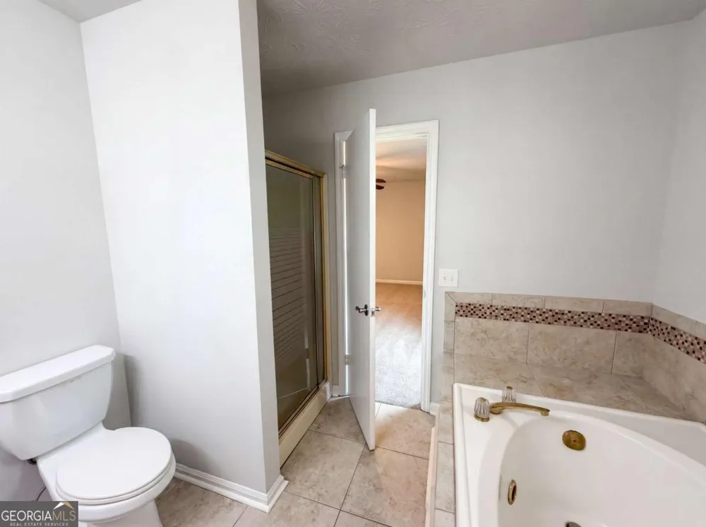 241 Daniel RD Villa Rica, GA 30180