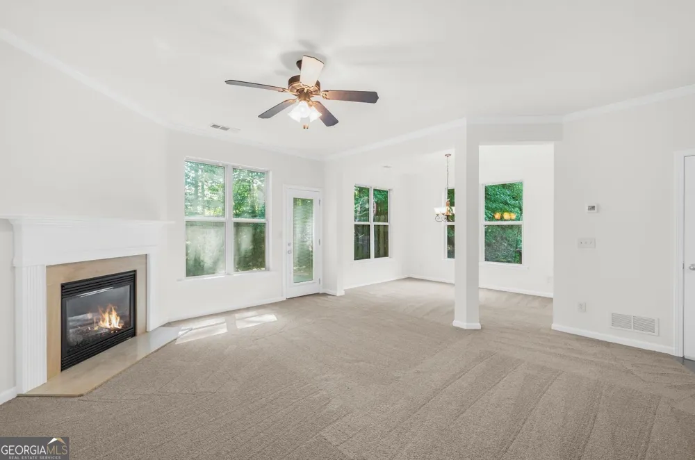 147 Sunset LN Woodstock, GA 30189