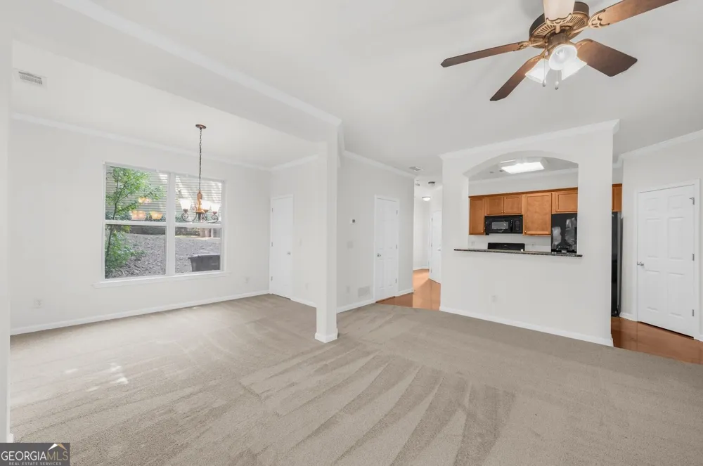 147 Sunset LN Woodstock, GA 30189