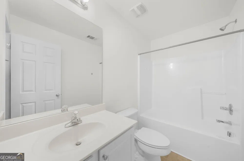 147 Sunset LN Woodstock, GA 30189