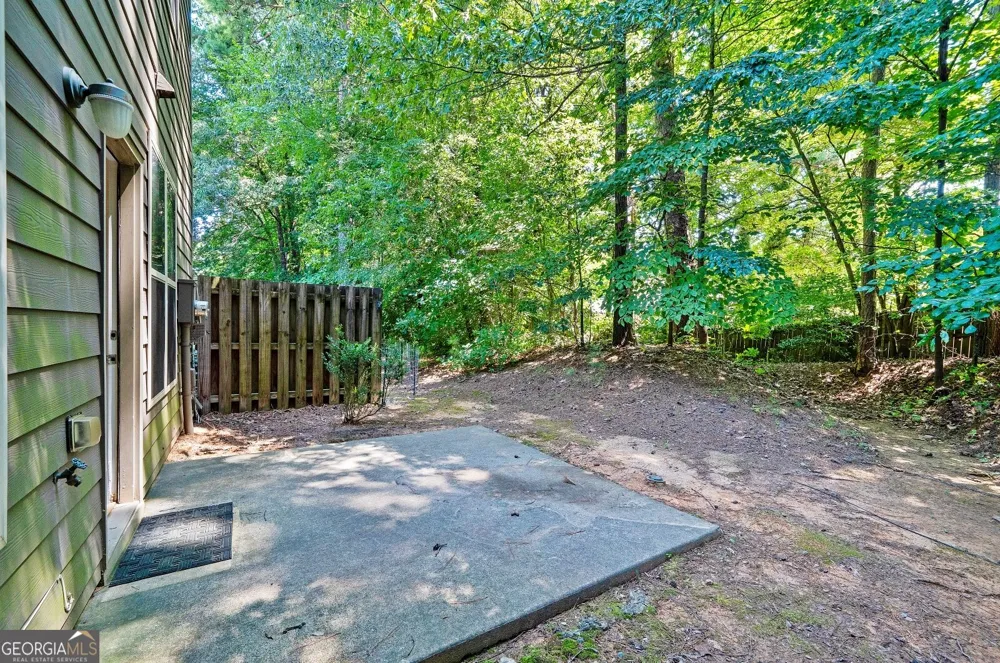 147 Sunset LN Woodstock, GA 30189