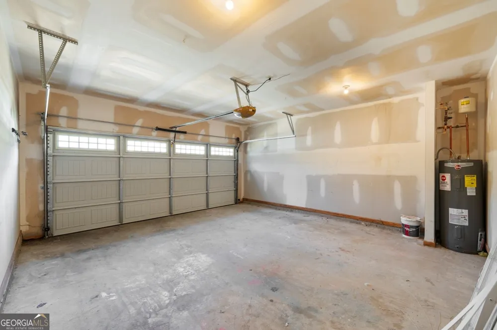 147 Sunset LN Woodstock, GA 30189