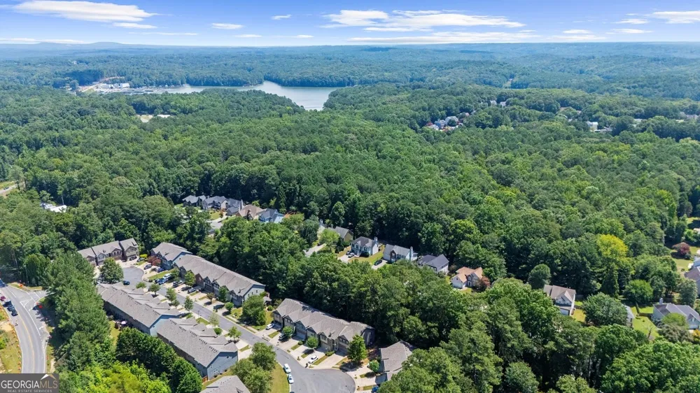 147 Sunset LN Woodstock, GA 30189