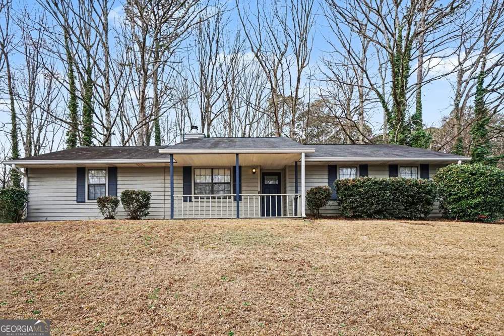 2221 Davis Oaks CT Stone Mountain, GA 30087