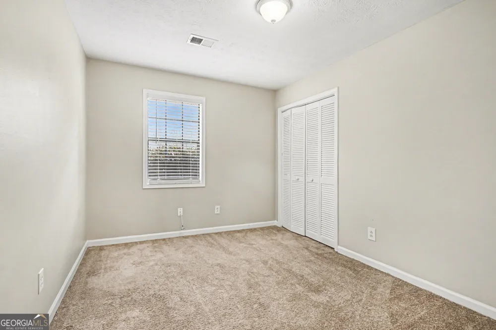 2221 Davis Oaks CT Stone Mountain, GA 30087