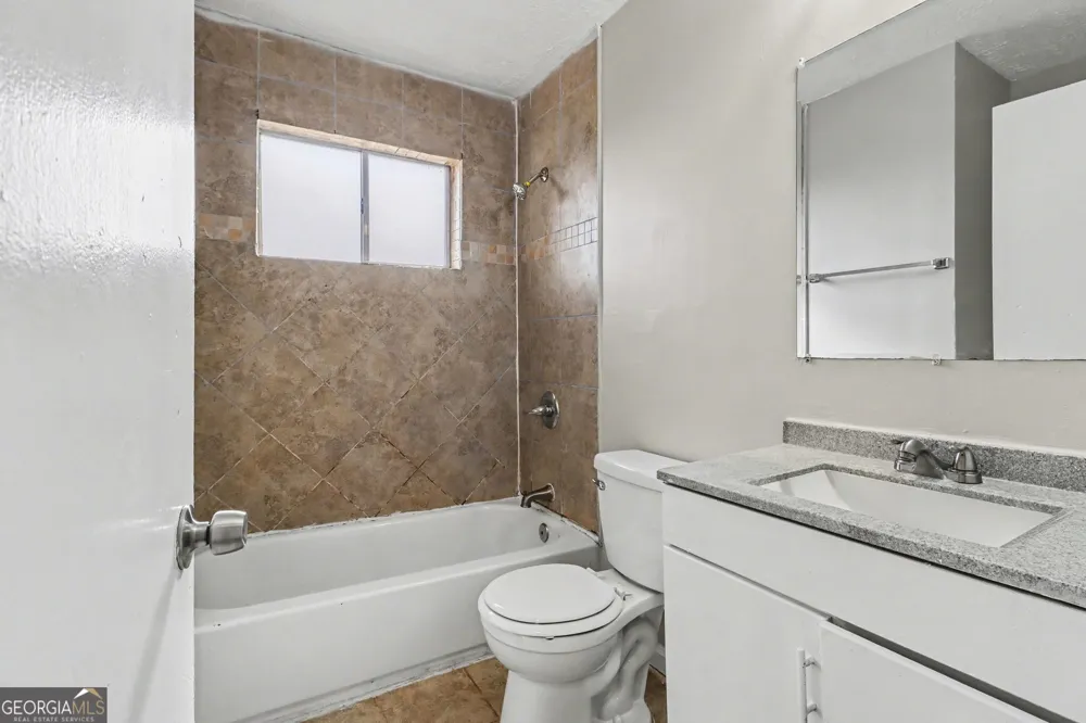 6344 Westbury RD Riverdale, GA 30274