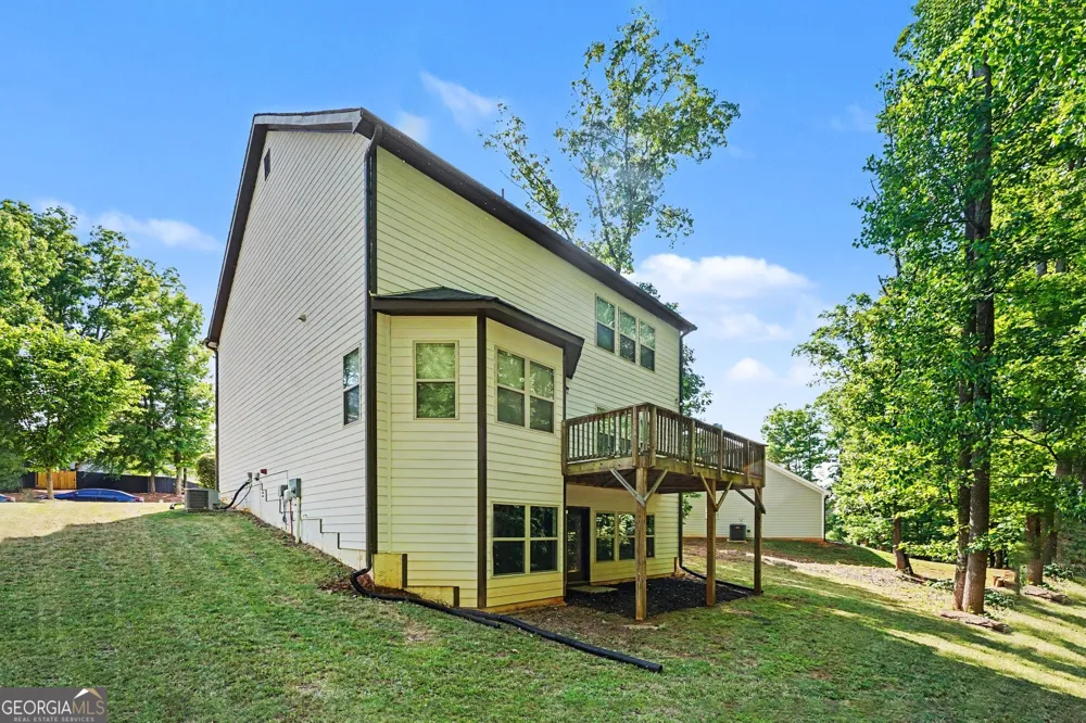 825 Sassafras LN Hoschton, GA 30548