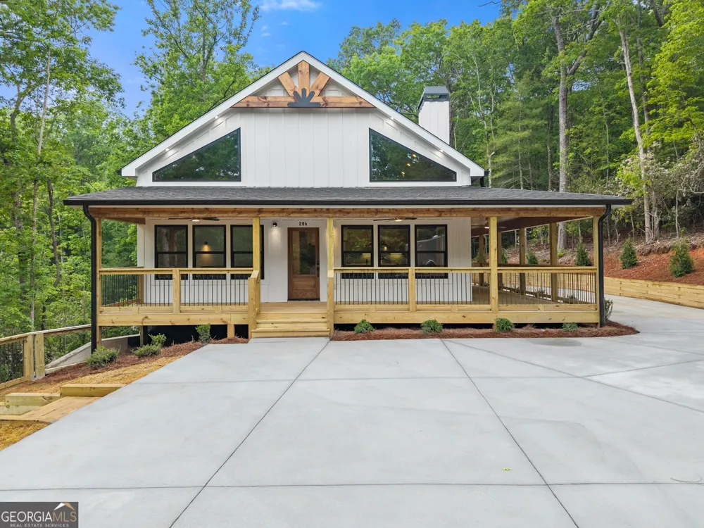 286 Frances DR Ellijay, GA 30536