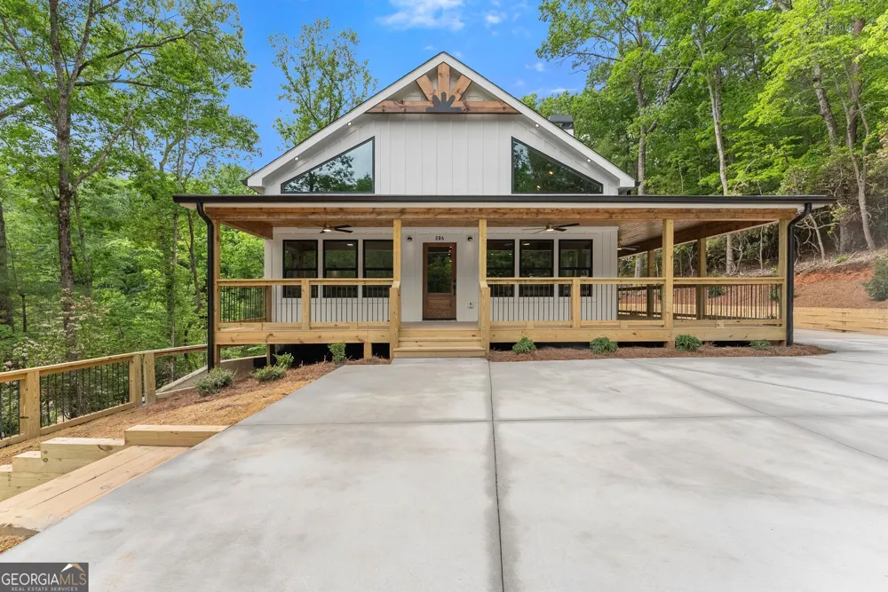 286 Frances DR Ellijay, GA 30536
