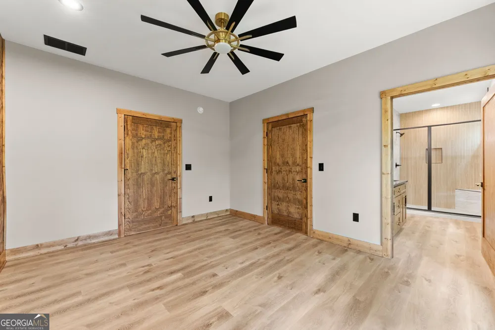 286 Frances DR Ellijay, GA 30536