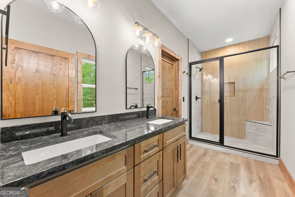286 Frances DR Ellijay, GA 30536
